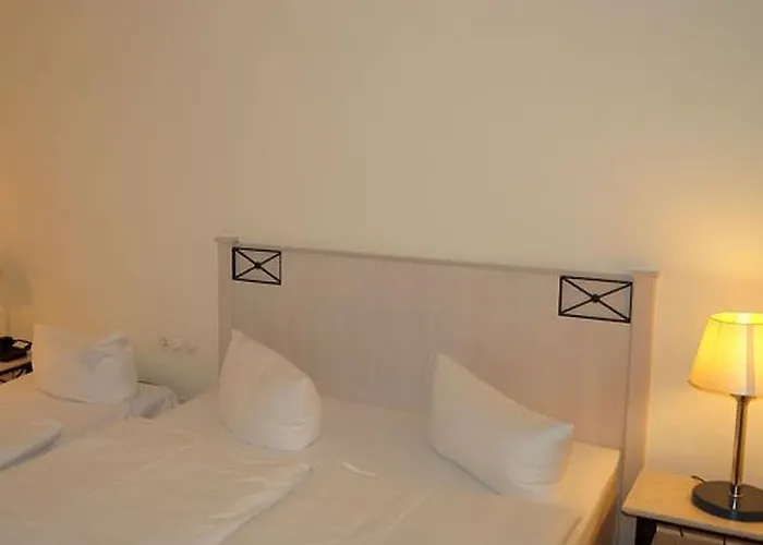 Entree Gross Borstel Garni Hotel