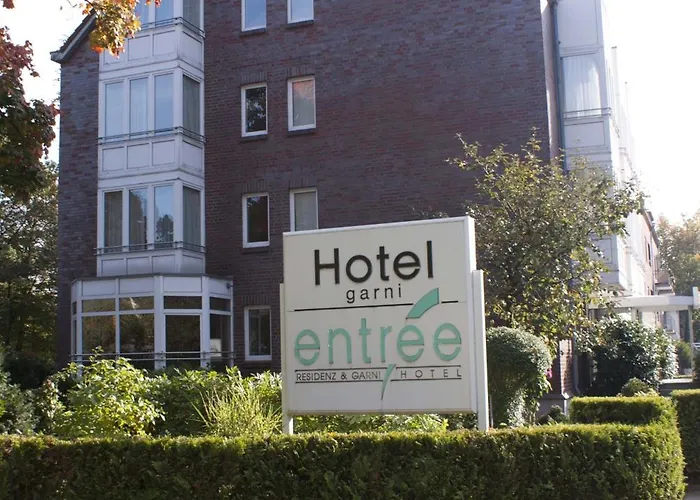 Hotel Entree Gross Borstel Garni 4*